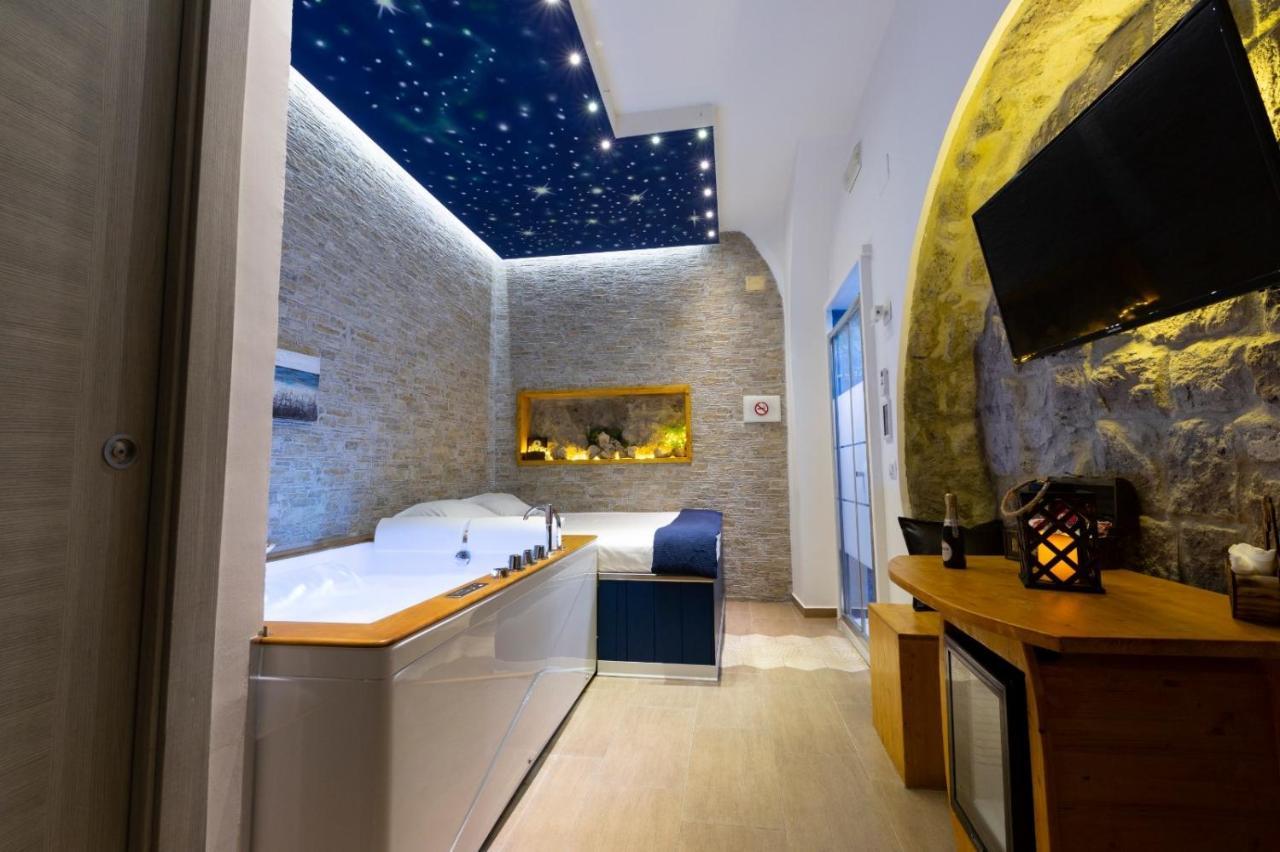 Stabiae Luxury Rooms กาสเตลลัมมาเร ดิ สตาเบีย ภายนอก รูปภาพ